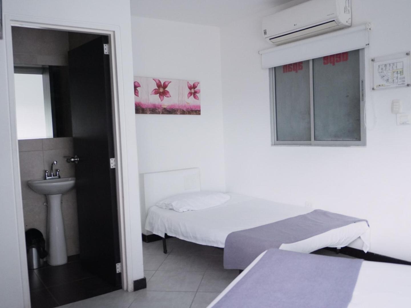 Depeapan Hotel Cali Luaran gambar