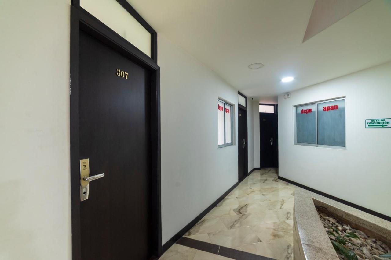 Depeapan Hotel Cali Luaran gambar